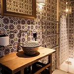 Rooms25