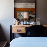 Rooms25